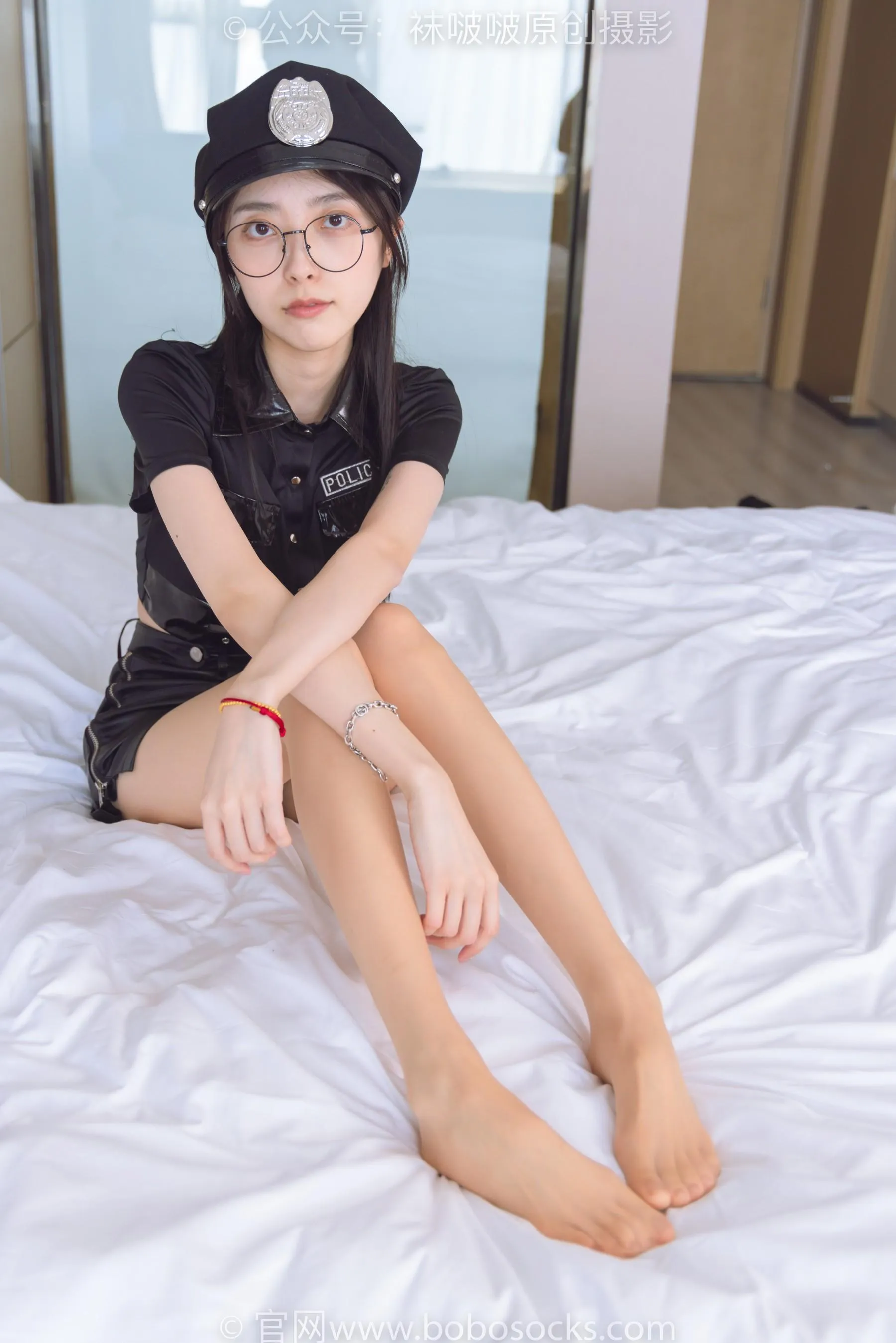 [BoBoSocks袜啵啵]NO.198 稚予-皮鞋、黑色小腿袜、高跟鞋、肉丝[23] [52P]插图4